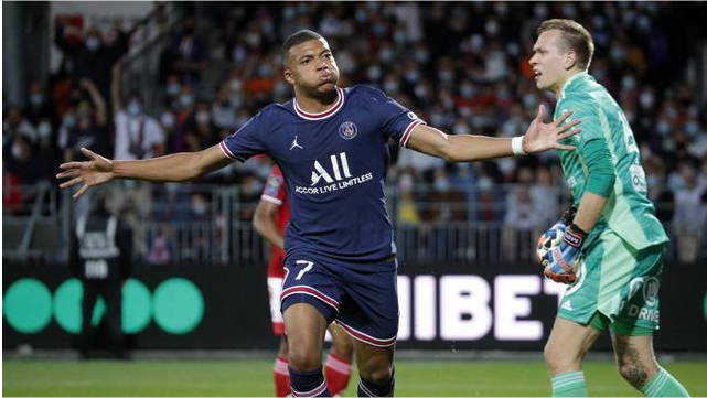  法甲金靴争夺白热化，姆巴佩与拉卡泽特仅差一球  