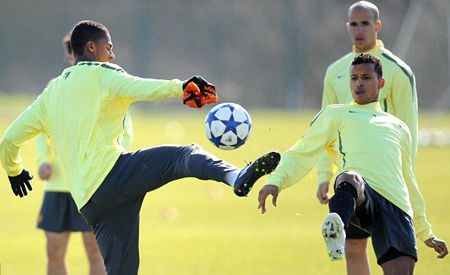  马赛核心球员遭重伤，恐缺席欧冠资格关键战役  